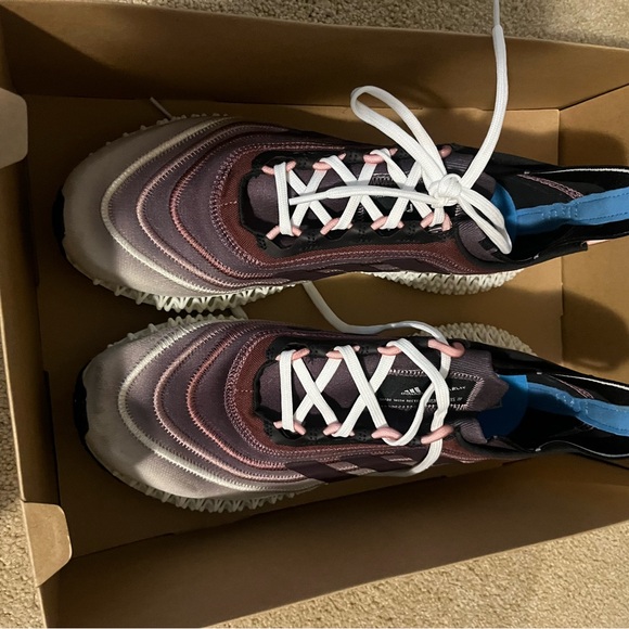 New Adidas size 11.5 4DFWD X PARLEY running shoes - Picture 2 of 4